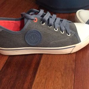 DKNY Shoes